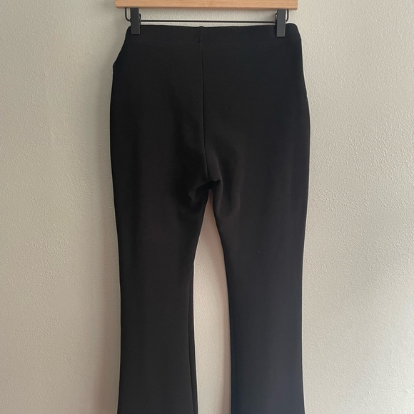 Black pants - Picture 4 of 4